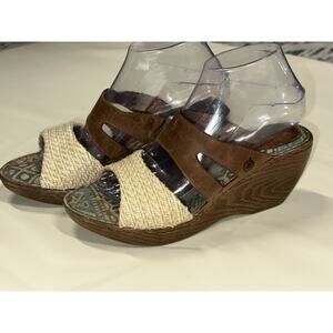 BORN Size 8 Raffia Brown Leather Wedge Slide Sandals Shoes MIA